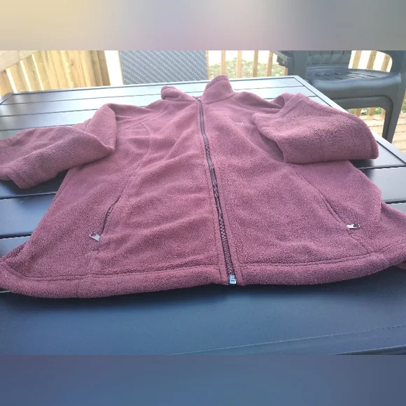 Columbia Fleece Front Zippered Jacket, Size Large, Burgundy - Picture 11 of 14
